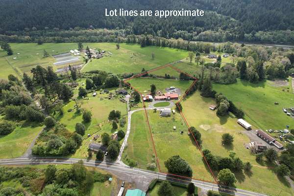 5.57 Acres of Land with Home for Sale in Carlotta, California