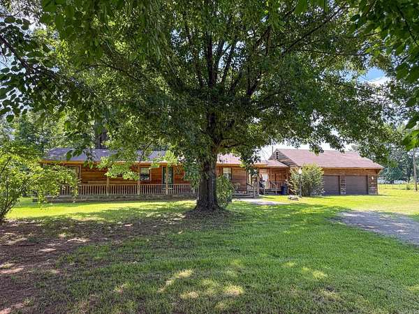 6.14 Acres of Land with Home for Sale in Jacksonville, Arkansas