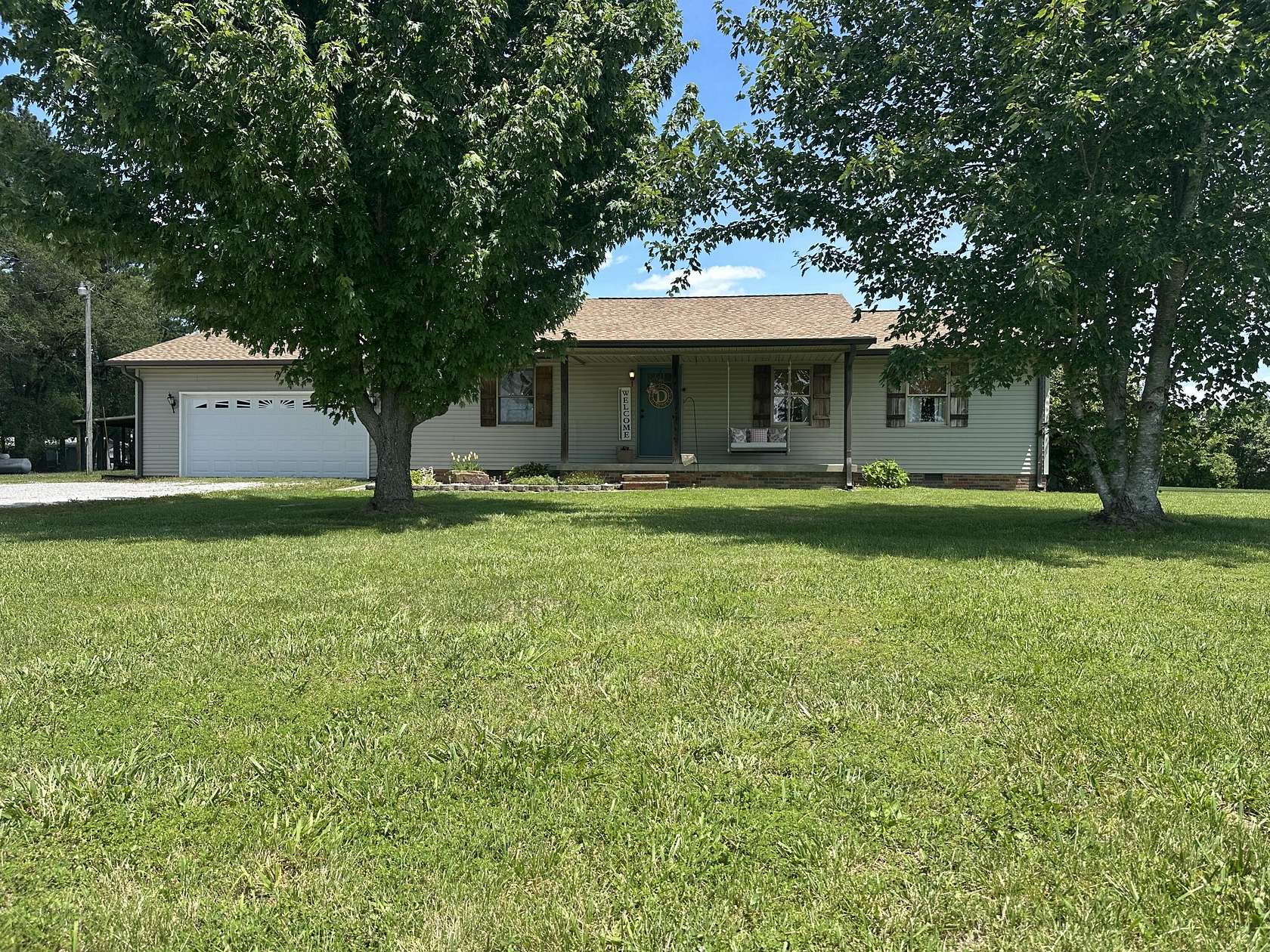 3.13 Acres of Land with Home for Sale in Princeton, Kentucky
