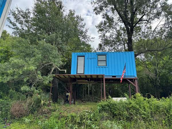 5 Acres of Land with Home for Sale in Palestine, Texas