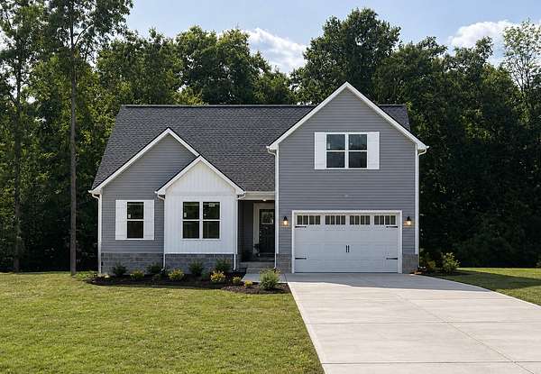 1.5 Acres of Land with Home for Sale in Dickson, Tennessee