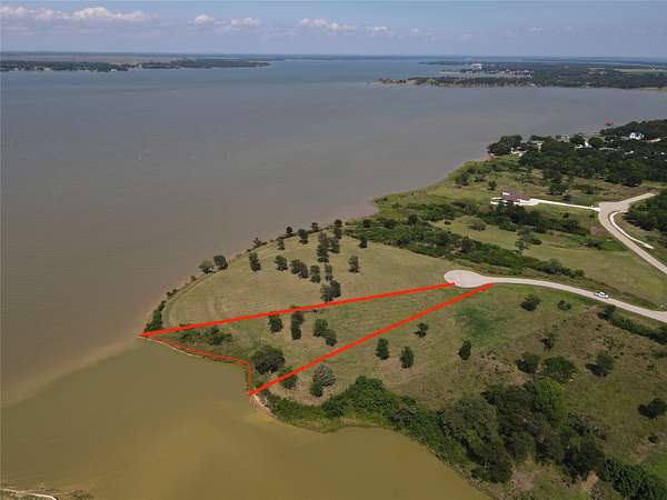 1.1 Acres of Residential Land for Sale in Corsicana, Texas