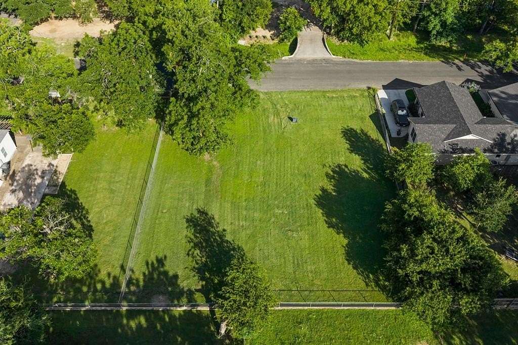 0.23 Acres of Residential Land for Sale in Fredericksburg, Texas
