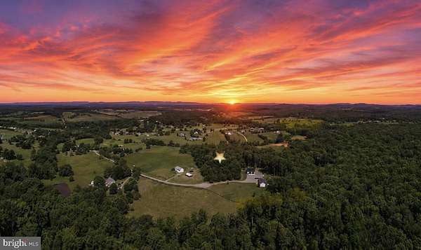10 Acres of Land for Sale in Warrenton, Virginia