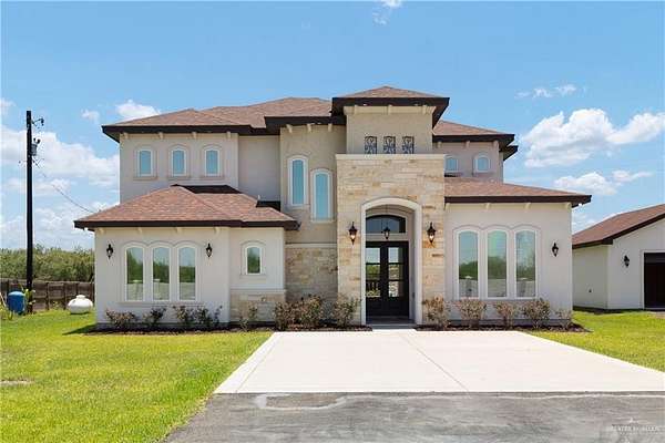 1.75 Acres of Land with Home for Lease in Mission, Texas