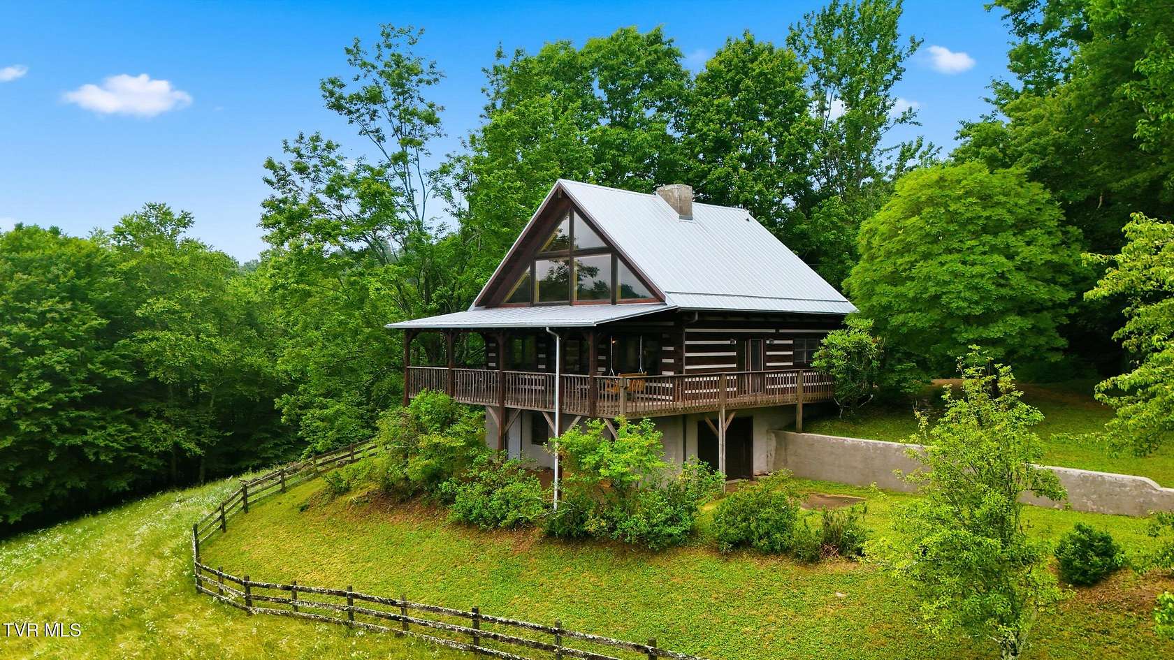 16.4 Acres of Land with Home for Sale in Trade, Tennessee