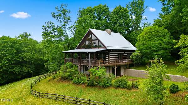 16.4 Acres of Land with Home for Sale in Trade, Tennessee