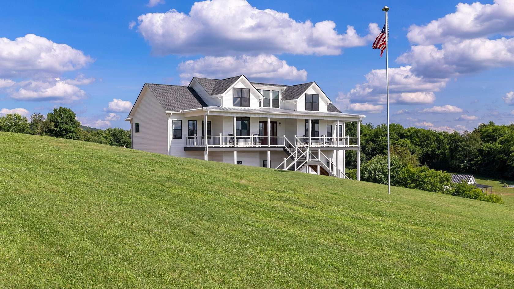 14 Acres of Recreational Land with Home for Sale in New Market, Tennessee