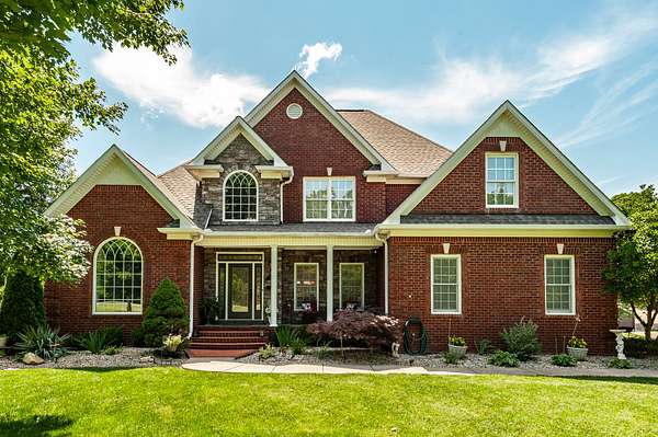 3.5 Acres of Land with Home for Sale in Greenbrier, Tennessee