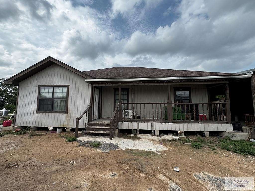 12.5 Acres of Land with Home for Sale in Santa Rosa, Texas