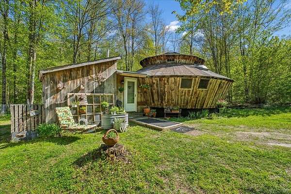 6 Acres of Land with Home for Sale in Peterborough, New Hampshire