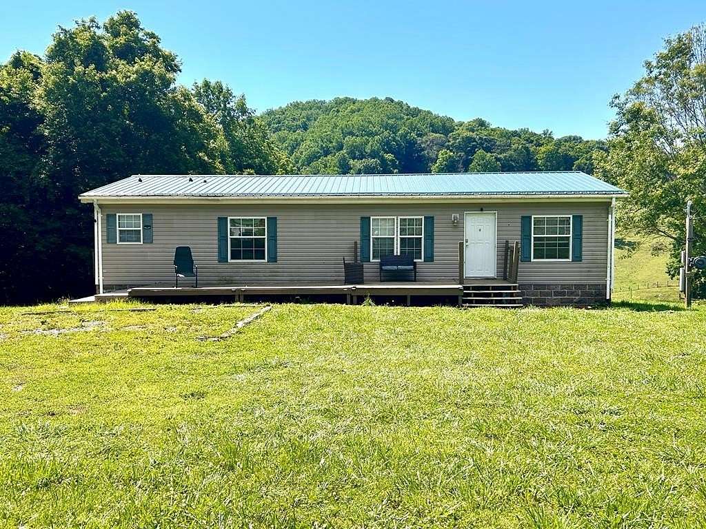 1.63 Acres of Land with Home for Sale in Honaker, Virginia