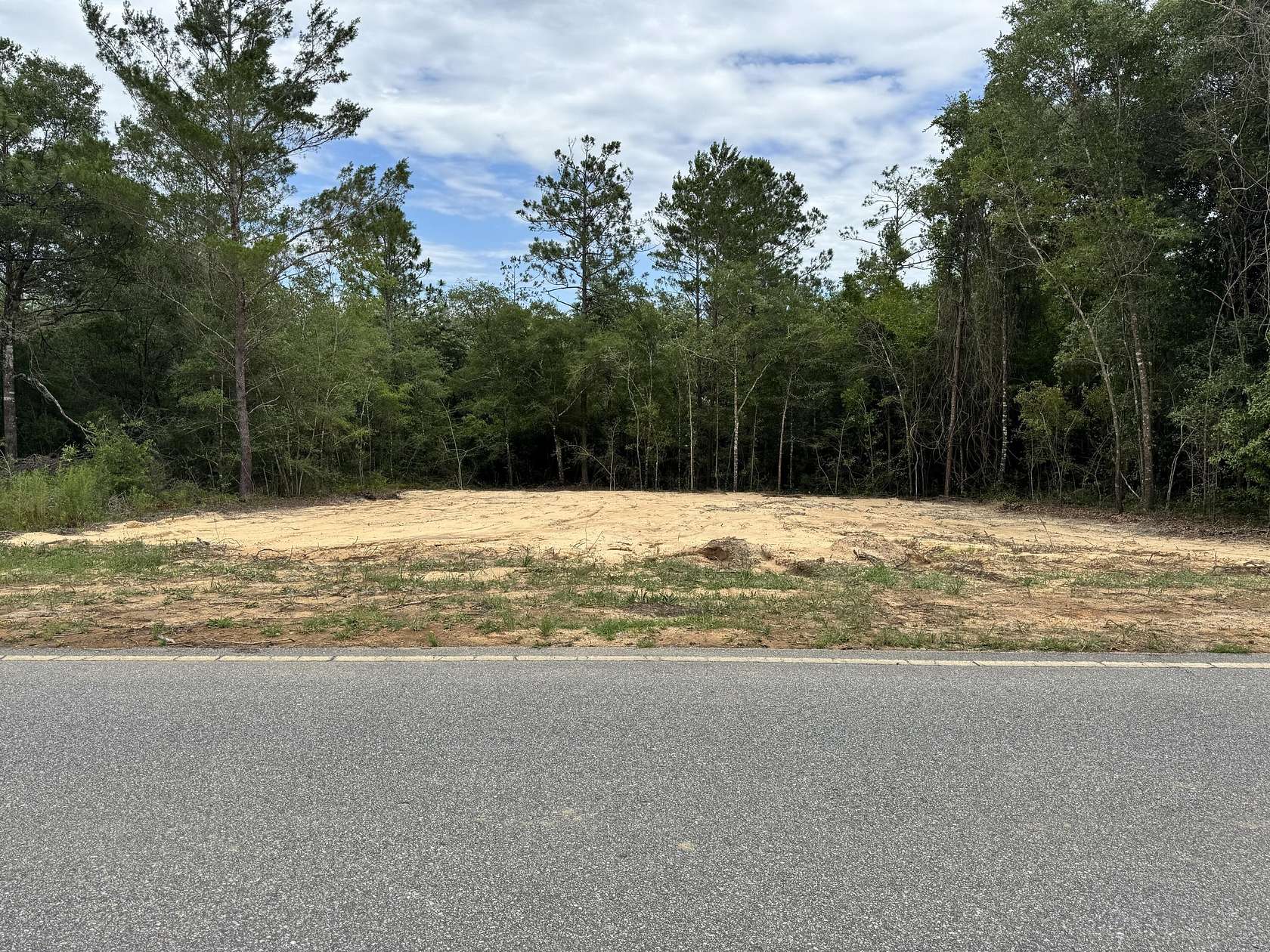 0.34 Acres of Residential Land for Sale in DeFuniak Springs, Florida