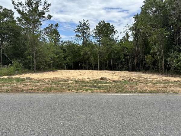 0.34 Acres of Residential Land for Sale in DeFuniak Springs, Florida