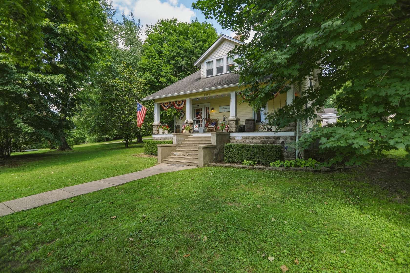 8.3 Acres of Land with Home for Sale in Springfield, Tennessee
