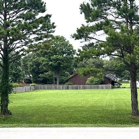 0.76 Acres of Commercial Land for Sale in Springdale, Arkansas