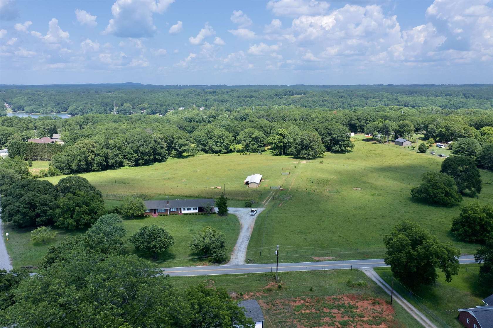 33.3 Acres of Land with Home for Sale in Chesnee, South Carolina