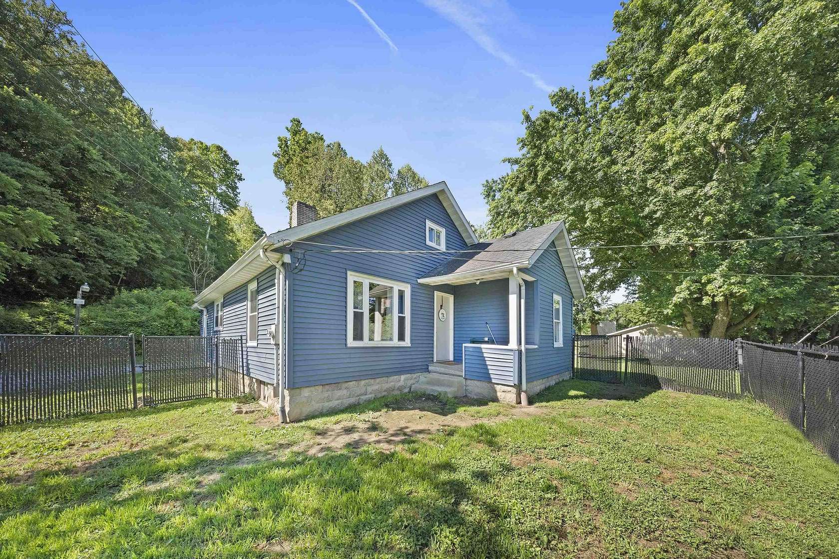 2.88 Acres of Land with Home for Sale in Ironton, Ohio