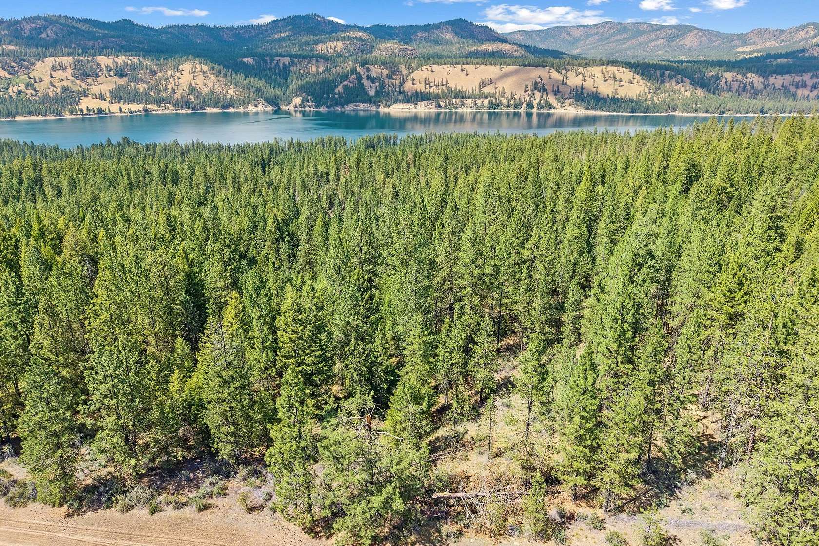 21 Acres of Recreational Land for Sale in Fruitland, Washington