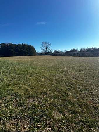 0.93 Acres of Mixed-Use Land for Sale in Jackson, Tennessee