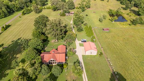 16 Acres of Land with Home for Sale in Savannah, Tennessee
