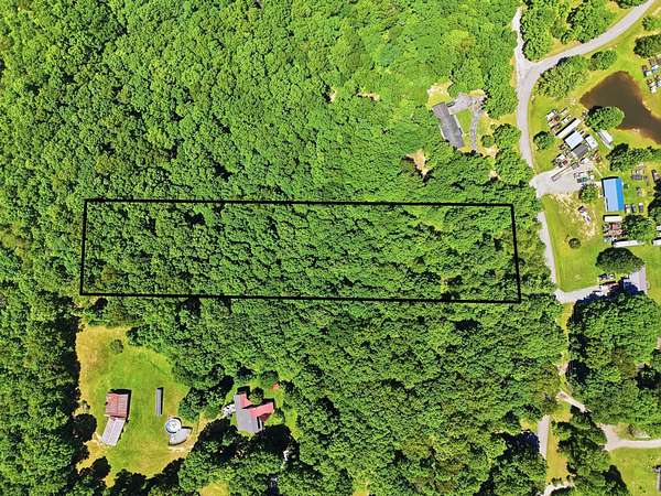 2.6 Acres of Residential Land for Sale in Monterey, Tennessee