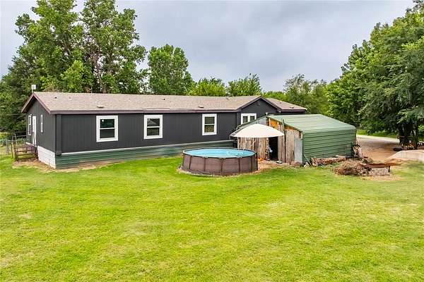 2.5 Acres of Land with Home for Sale in Yukon, Oklahoma