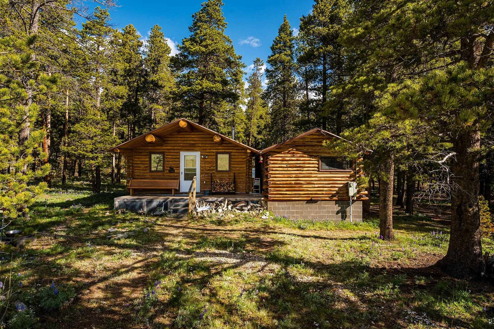 5.19 Acres of Land with Home for Sale in Buffalo, Wyoming