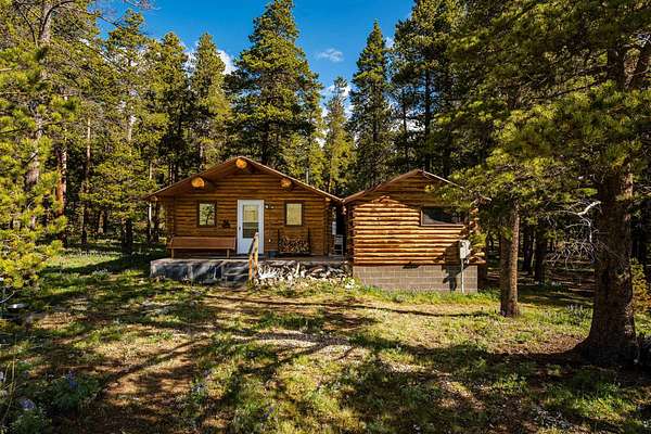 5.19 Acres of Land with Home for Sale in Buffalo, Wyoming