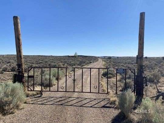 15.6 Acres of Land with Home for Sale in Fredonia, Arizona