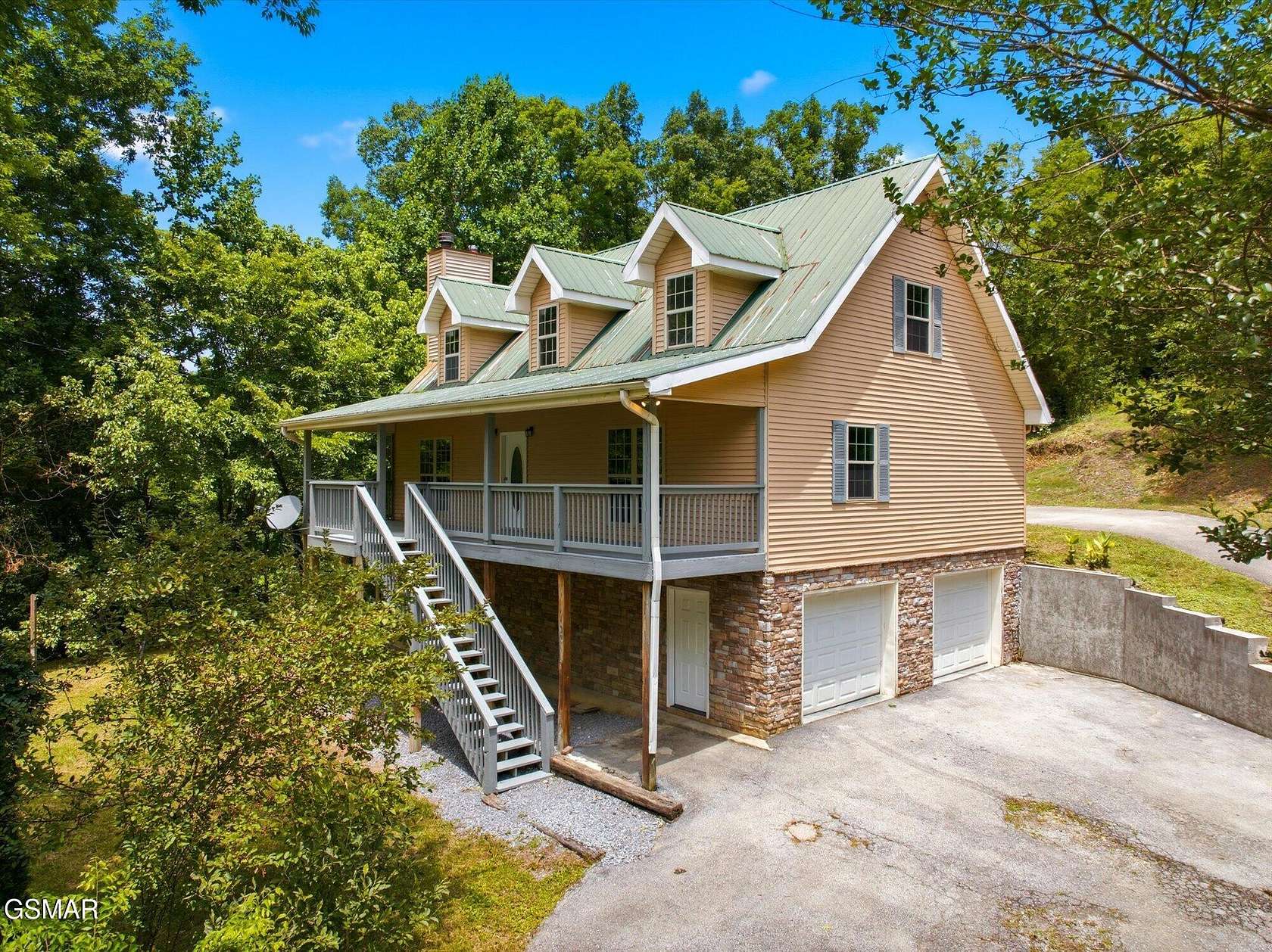 5.52 Acres of Land with Home for Sale in Seymour, Tennessee