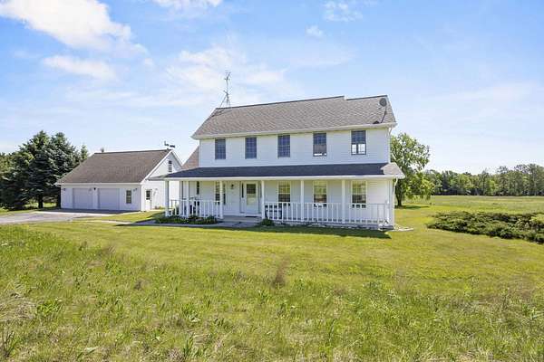 20 Acres of Recreational Land with Home for Sale in Sturgeon Bay, Wisconsin