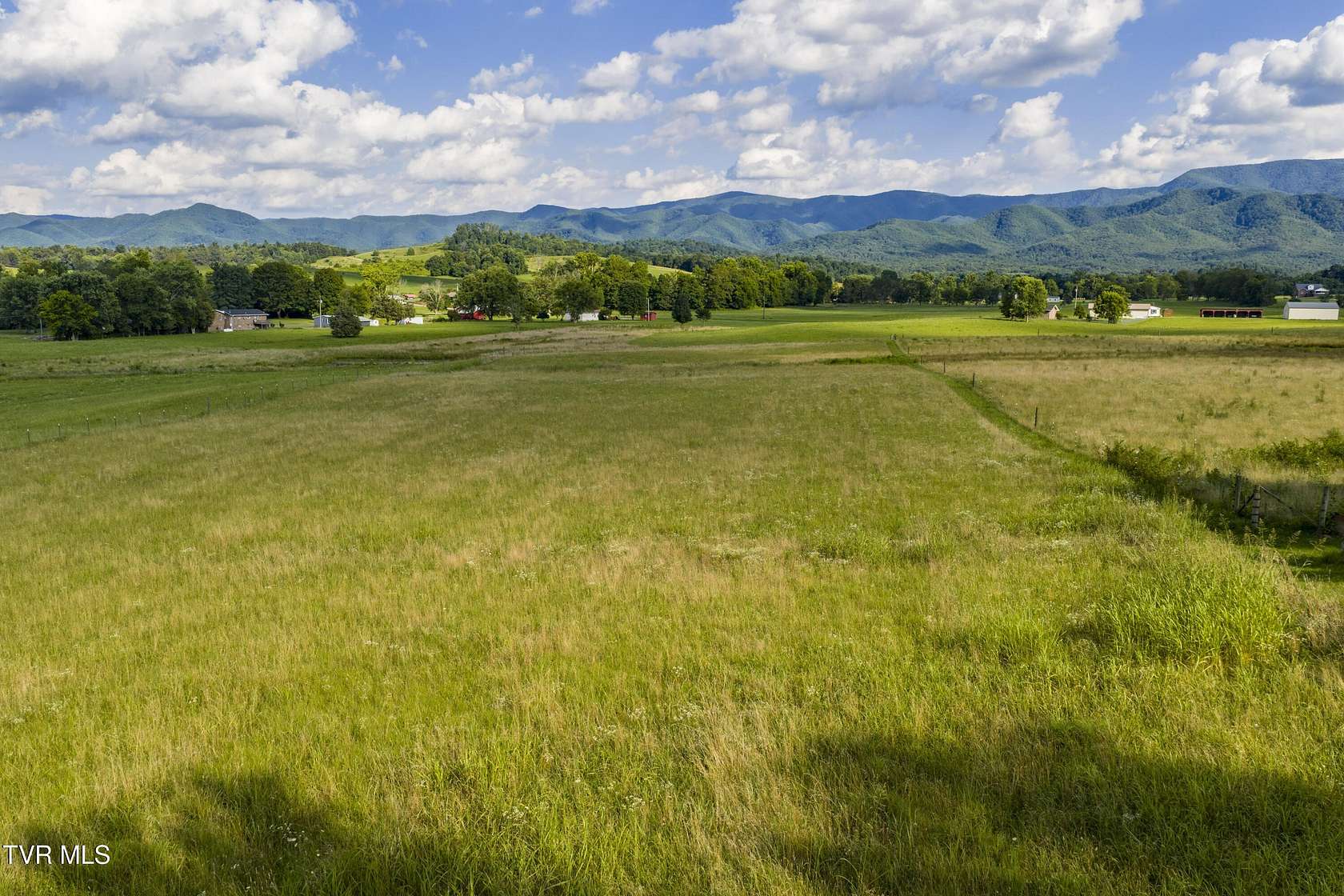 4.39 Acres of Residential Land for Sale in Chuckey, Tennessee