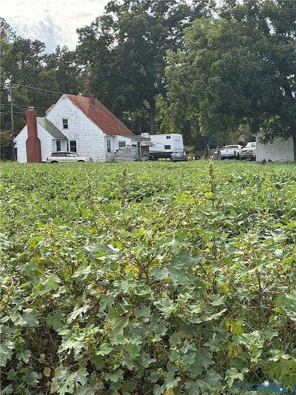 9.78 Acres of Land with Home for Sale in Mechanicsville, Virginia