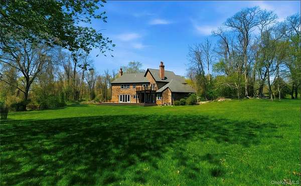 2.2 Acres of Land with Home for Lease in Shelter Island, New York
