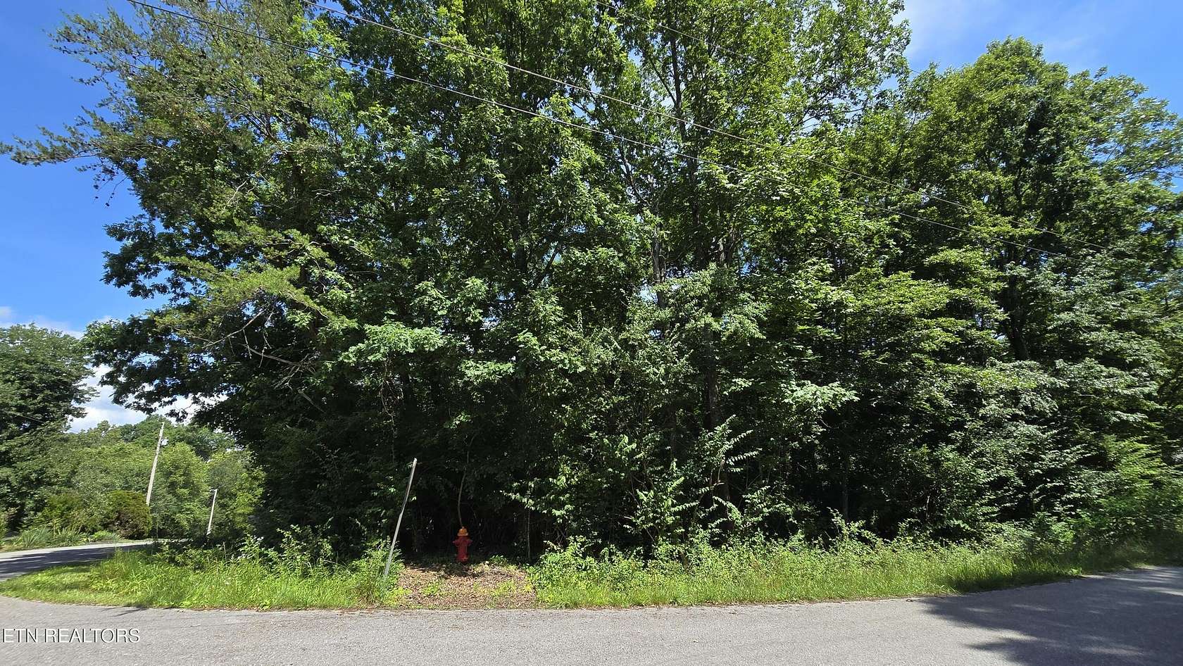 1 Acre of Residential Land for Sale in Crossville, Tennessee