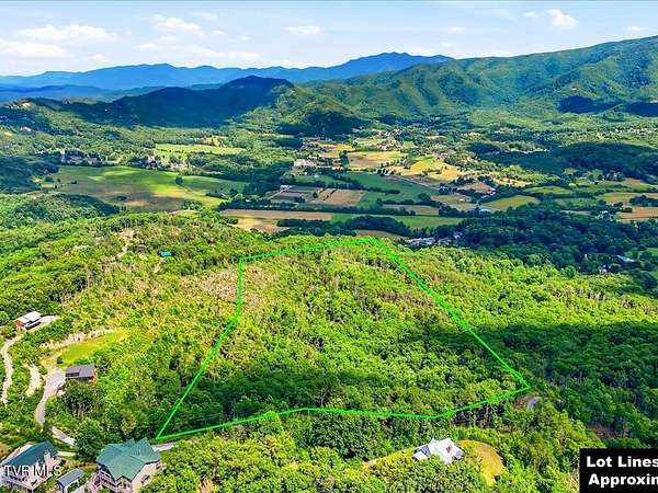5.38 Acres of Residential Land for Sale in Sevierville, Tennessee