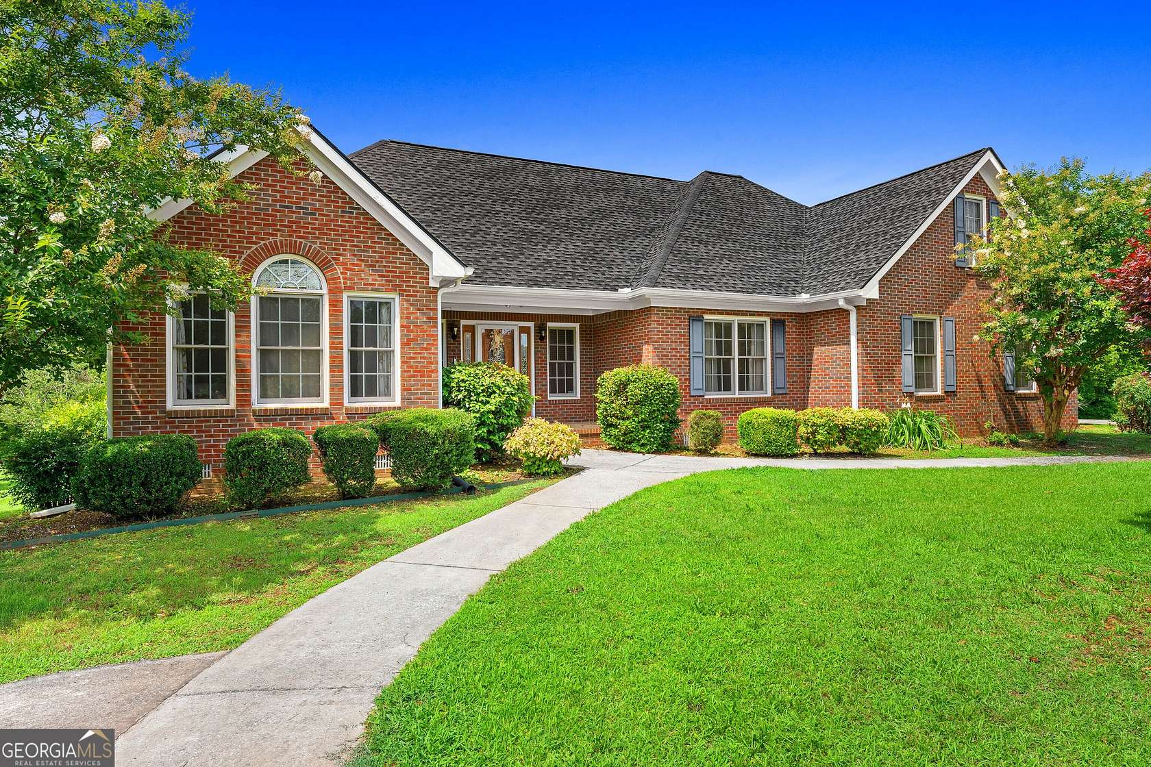 4.8 Acres of Land with Home for Sale in Colbert, Georgia