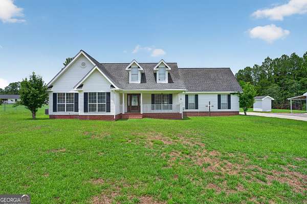 1.8 Acres of Land with Home for Sale in Blackshear, Georgia