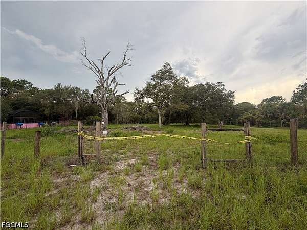 1.25 Acres of Land for Sale in Clewiston, Florida