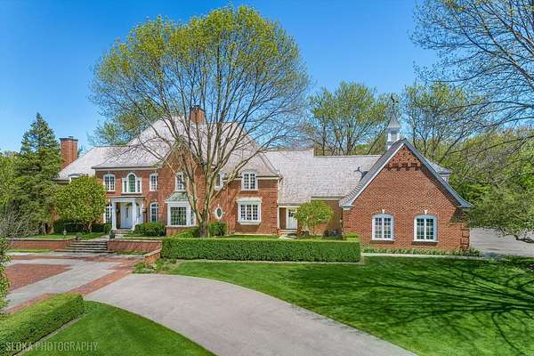 5 Acres of Land with Home for Sale in Barrington Hills, Illinois