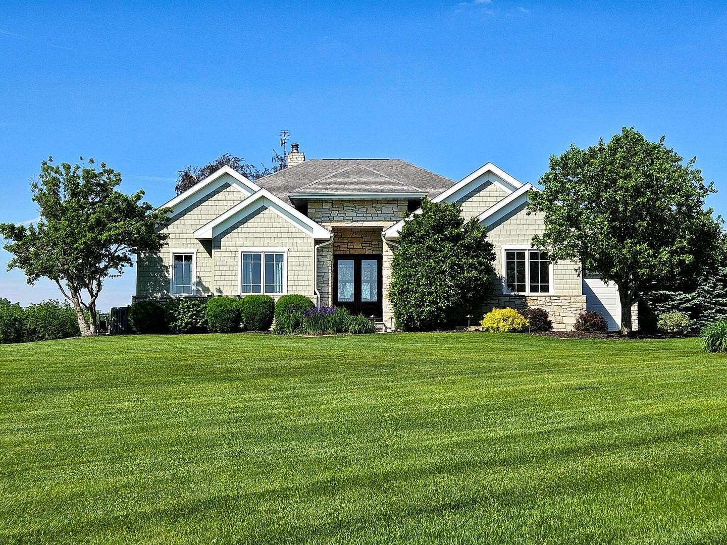 6.25 Acres of Land with Home for Sale in Thomson, Illinois