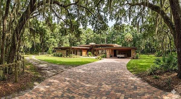 3.56 Acres of Residential Land for Sale in Dover, Florida