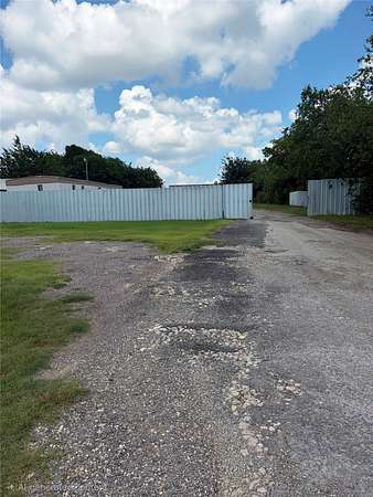 6 Acres of Residential Land for Sale in Dallas, Texas