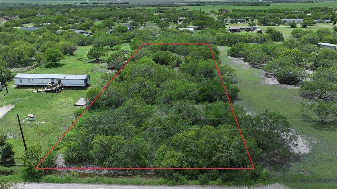 1.25 Acres of Residential Land for Sale in Robstown, Texas
