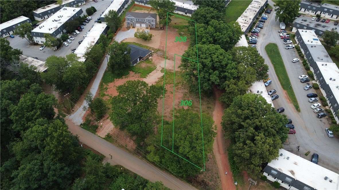 0.33 Acres of Residential Land for Sale in Greenville, South Carolina