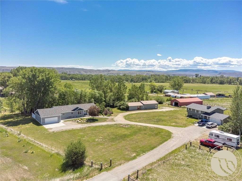 15.3 Acres of Land with Home for Sale in Joliet, Montana