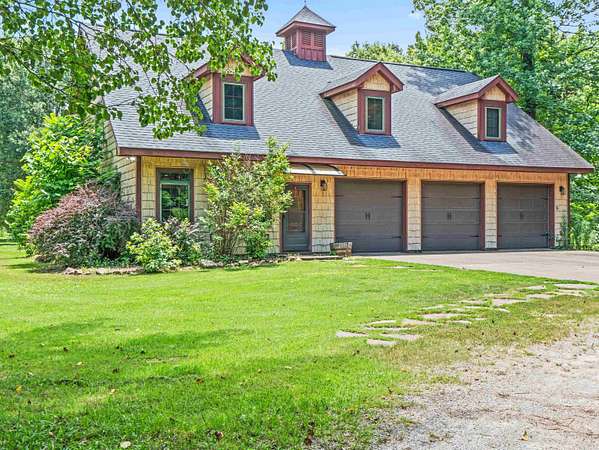 7 Acres of Land with Home for Sale in Jessieville, Arkansas