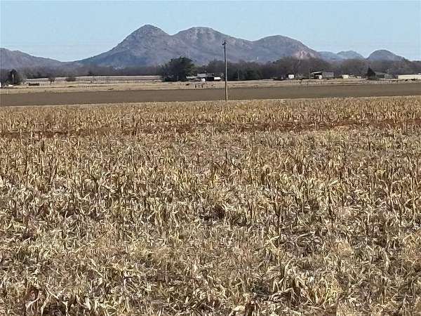 37 Acres of Land for Sale in Blair, Oklahoma