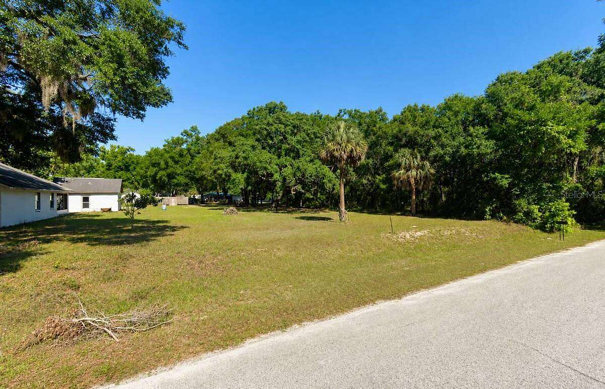 0.31 Acres of Land for Sale in Belleview, Florida